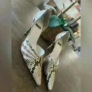 Stuart Weitzman snakeskin print heels